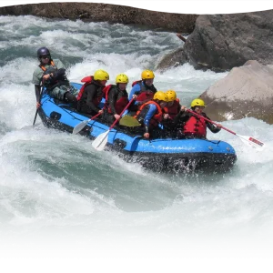 🚣‍♂️ Rafting en San Fabián (Río Ñuble) + 🏊 Piscina y 🔥 Zona para Asados